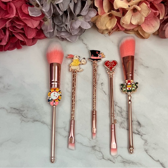 Alice in Wonderland Rose Gold 5 Piece Makeup Brush Set - Picture 11 of 17